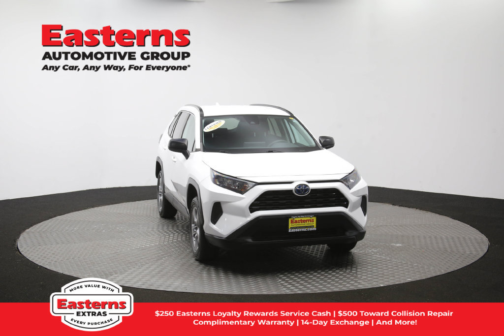 Used 2022 Toyota RAV4 LE AWD/4WD image 53