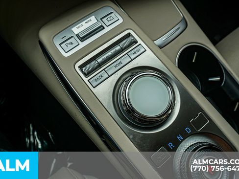 Used 2022 Genesis GV70 2.5T AWD/4WD image 46