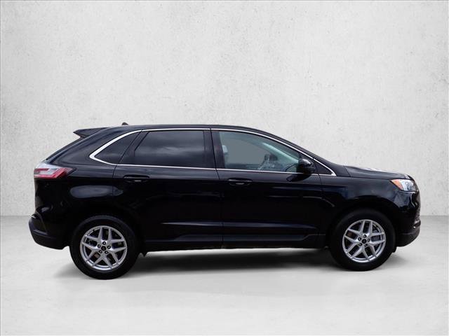 Used 2024 Ford Edge SEL AWD/4WD image 5