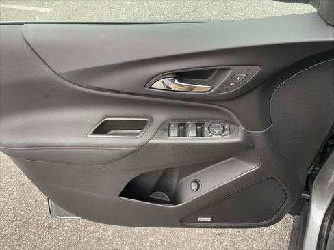 Used 2023 Chevrolet Equinox RS w/ RS Leather Package image 16