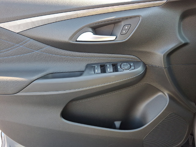 New 2026 Buick Envista Sport Touring w/ Convenience I Package FWD image 9