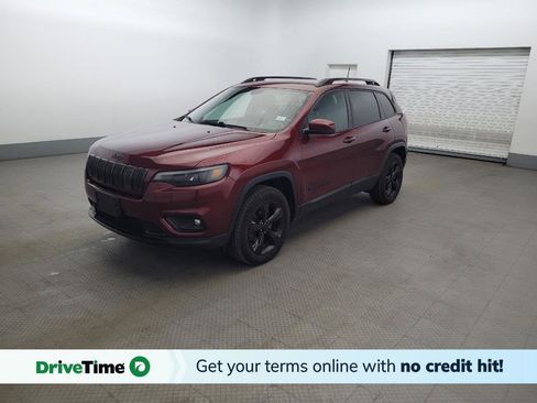 Used 2019 Jeep Cherokee Latitude Plus AWD/4WD image 1