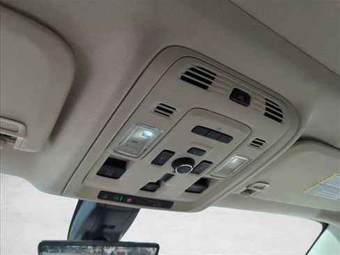Used 2021 GMC Yukon Denali w/ Denali Ultimate Package RWD image 10