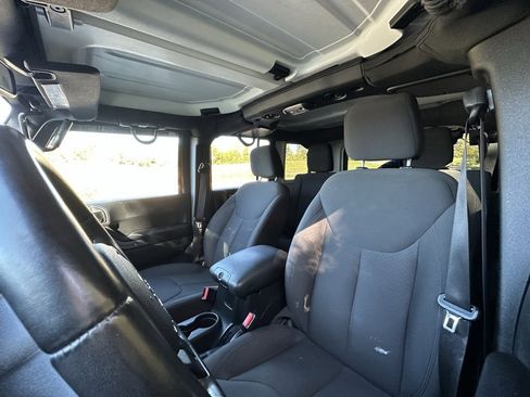 Used 2016 Jeep Wrangler Unlimited Sport w/ Quick Order Package 24S image 19