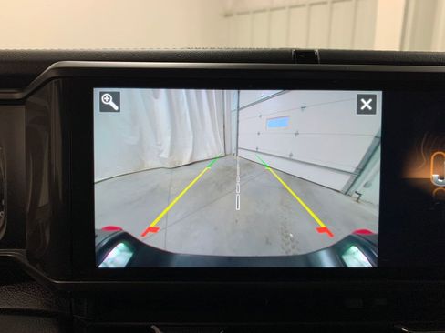 Used 2024 Jeep Gladiator Rubicon w/ Safety Group image 27