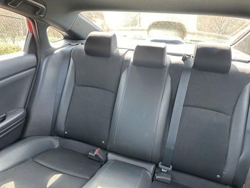 Used 2019 Honda Civic Sport image 7