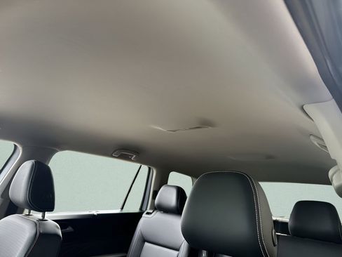 Certified 2023 Volkswagen Atlas SE image 22