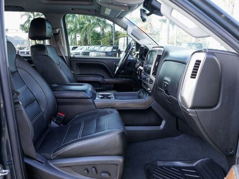 Used 2019 GMC Sierra 3500 Denali image 43