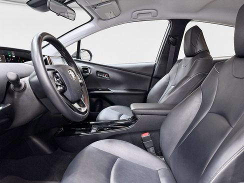 Used 2022 Toyota Prius Prime XLE FWD image 17