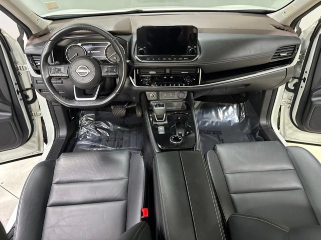 Used 2023 Nissan Rogue SL w/ SL Premium Package AWD/4WD image 3