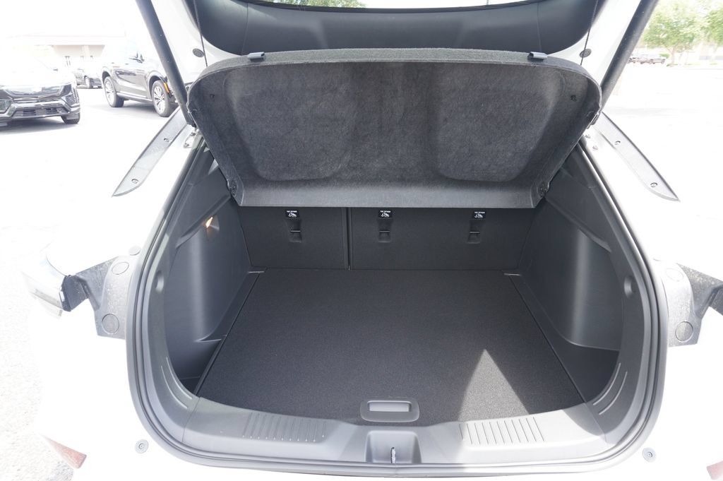 New 2026 Buick Envista Sport Touring FWD image 9