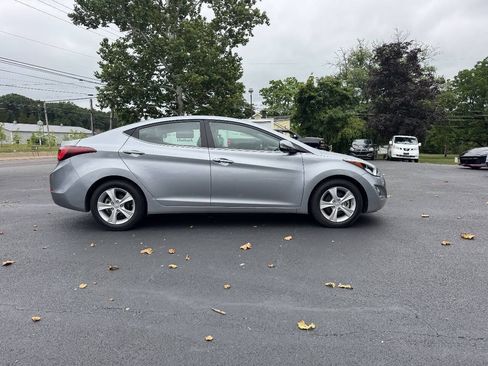 Used 2016 Hyundai Elantra Value Edition FWD image 5
