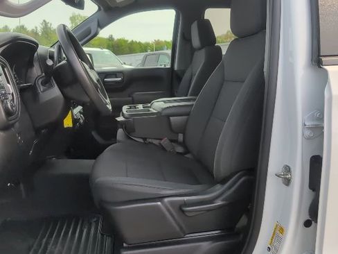 Used 2020 Chevrolet Silverado 1500 Custom w/ Custom Value Package AWD/4WD image 18