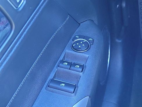 Used 2017 Ford Mustang Premium image 32