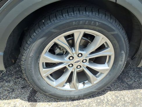 Certified 2021 Ford Explorer Limited w/ Equipment Group 301A RWD image 22