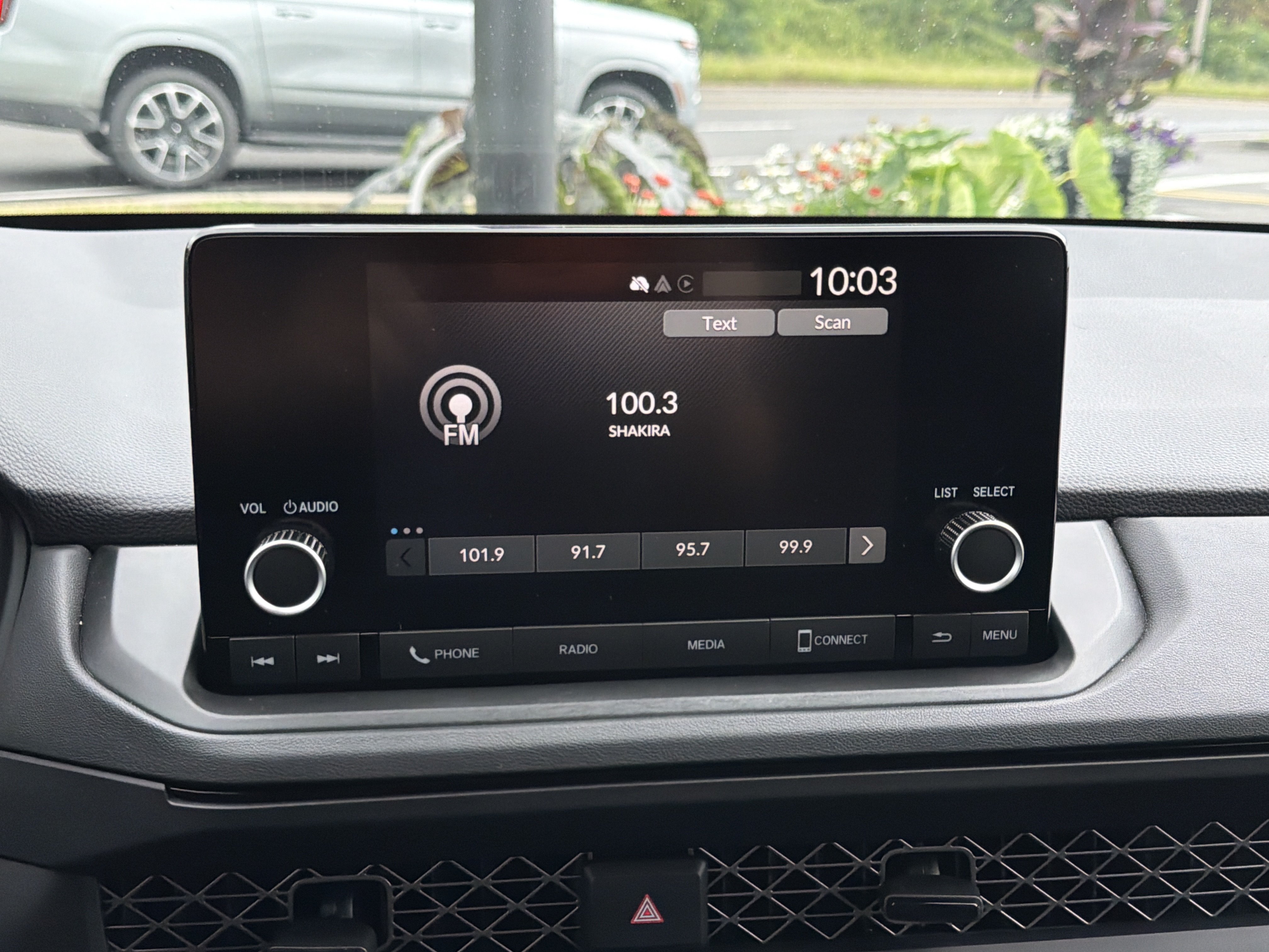 Used 2025 Honda Accord LX image 14