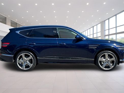 Used 2022 Genesis GV80 2.5T w/ Prestige Package 04 AWD/4WD image 3
