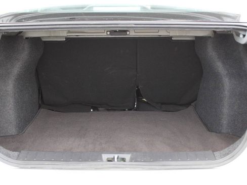 Used 2025 Nissan Versa SV FWD image 13