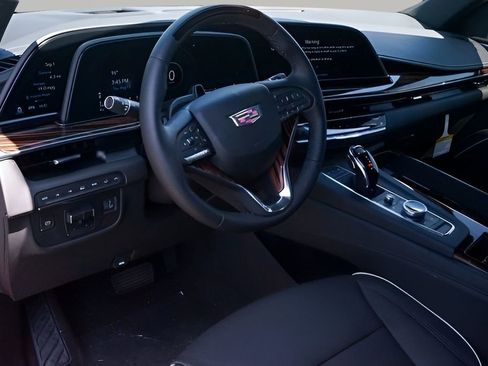 Certified 2024 Cadillac Escalade Premium Luxury w/ Performance Package image 7