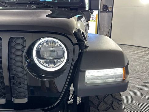 Used 2023 Jeep Wrangler Unlimited w/ Cold Weather Group AWD/4WD image 48