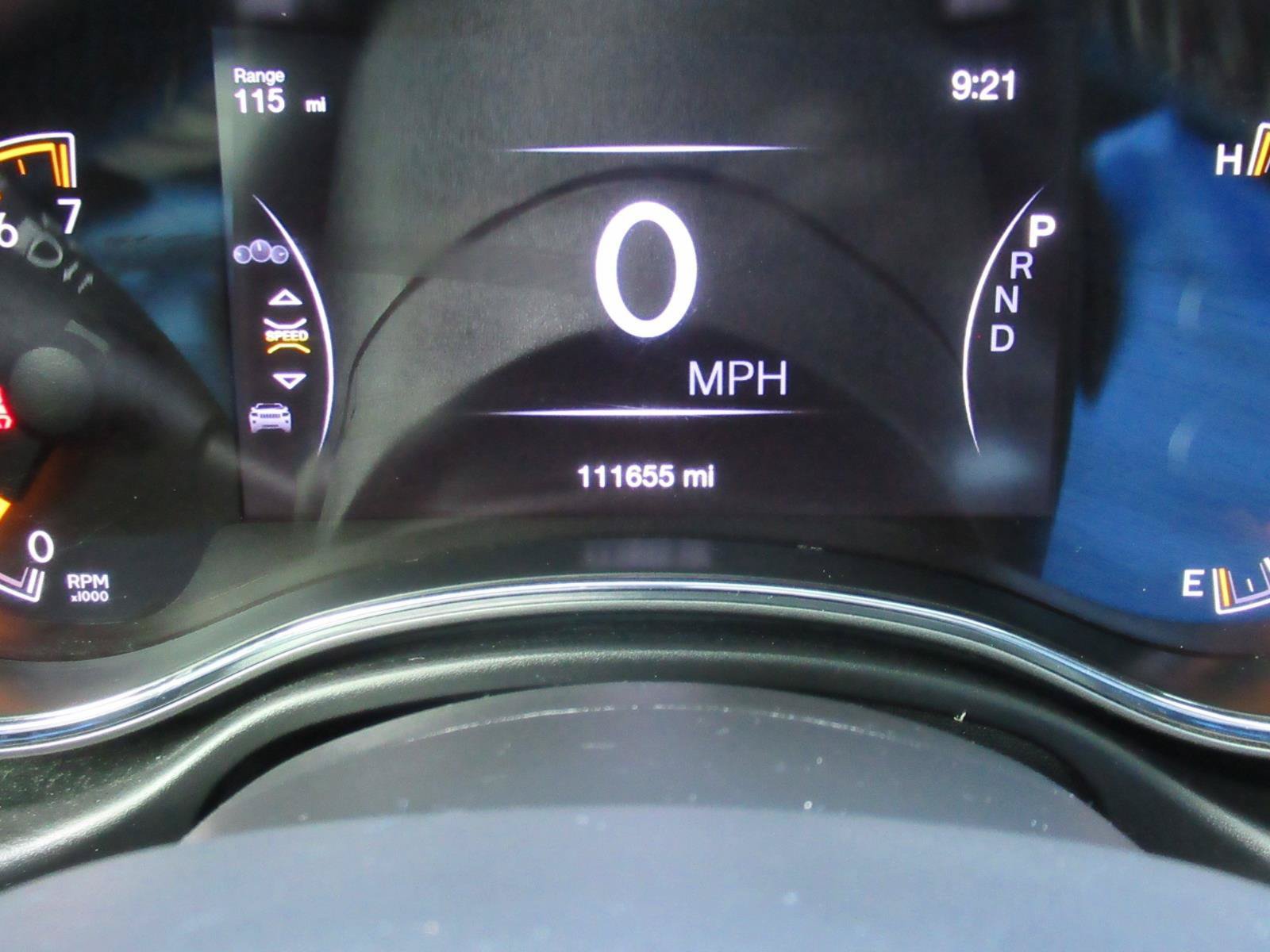 Used 2019 Jeep Grand Cherokee Trailhawk w/ Trailhawk Luxury Group AWD/4WD image 33