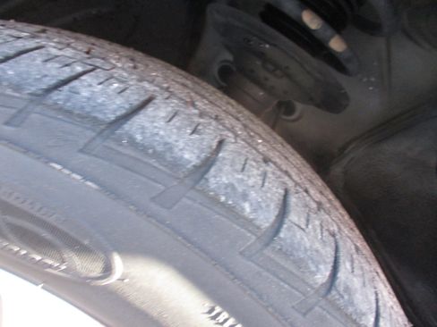 Used 2020 Subaru Ascent Limited w/ Technology Package AWD/4WD image 9