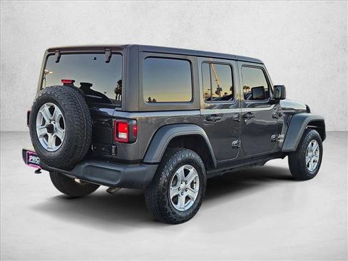 Used 2018 Jeep Wrangler Unlimited Sport S image 5