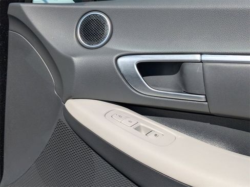 Used 2025 Hyundai Sonata SEL image 33