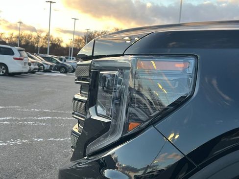 Used 2023 GMC Sierra 1500 Elevation image 43