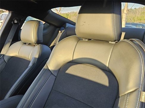 Used 2025 Ford Mustang Dark Horse image 17