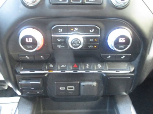 Used 2020 GMC Sierra 1500 Elevation w/ Elevation Value Package image 15