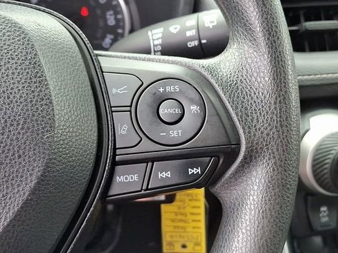 Used 2020 Toyota RAV4 LE w/ All Weather Liner Package AWD/4WD image 22