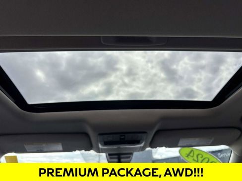 Used 2024 Nissan Altima 2.5 SR w/ SR Premium Package image 11