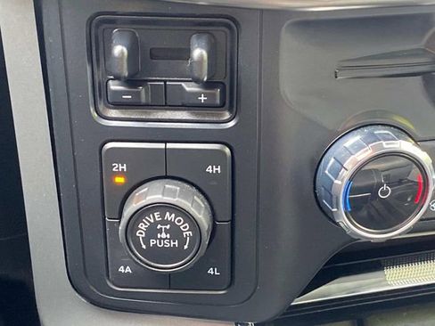 Used 2022 Ford F150 Lariat w/ Equipment Group 502A High AWD/4WD image 28