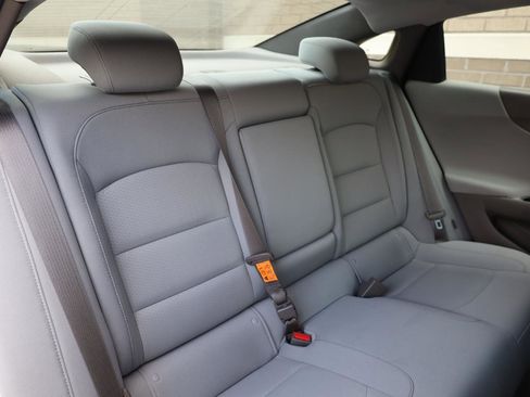 Used 2018 Chevrolet Malibu LT w/ Driver Confidence Package FWD image 23