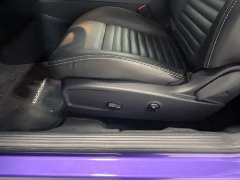 Used 2013 Dodge Challenger R/T image 72