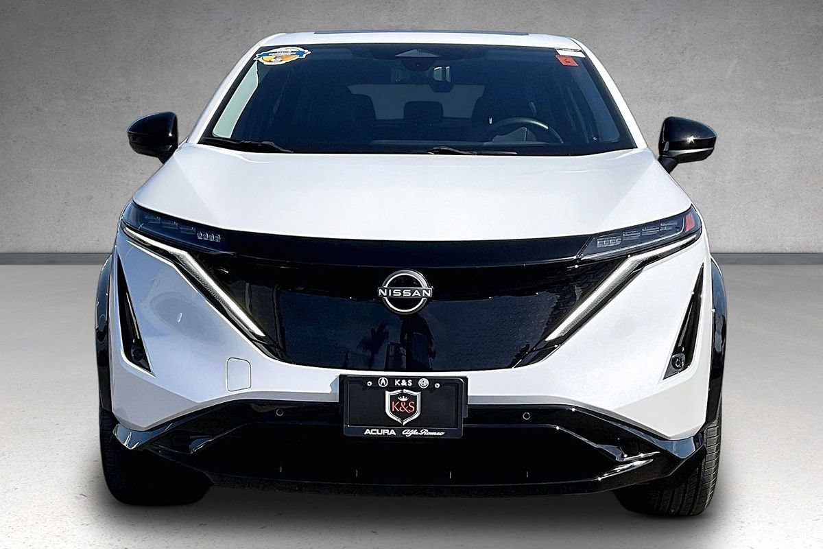 Used 2025 Nissan Ariya FWD image 3