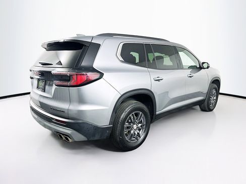 Used 2025 GMC Acadia Elevation image 9