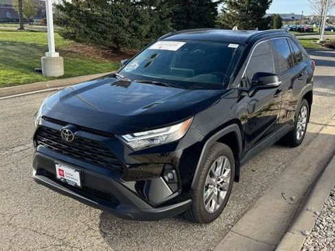 Certified 2023 Toyota RAV4 XLE Premium AWD/4WD image 34