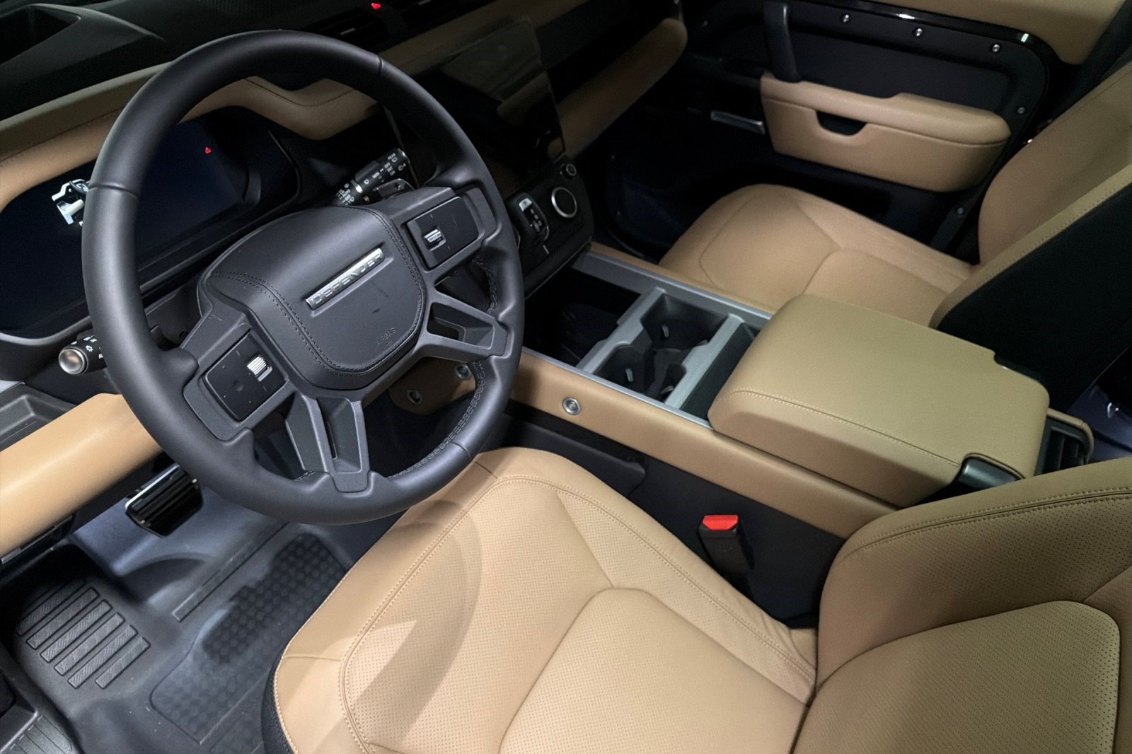 New 2026 Land Rover Defender 130 V8 AWD/4WD image 4