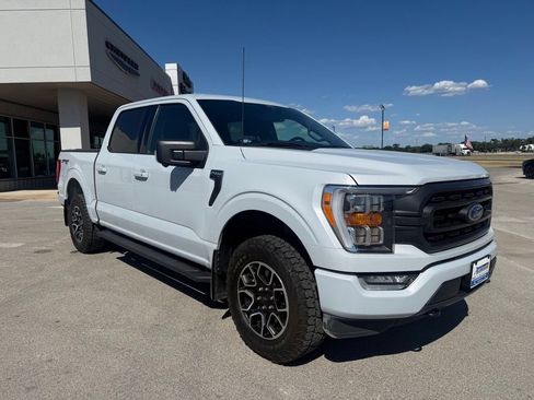 Used 2021 Ford F150 XLT w/ Equipment Group 302A High AWD/4WD image 7