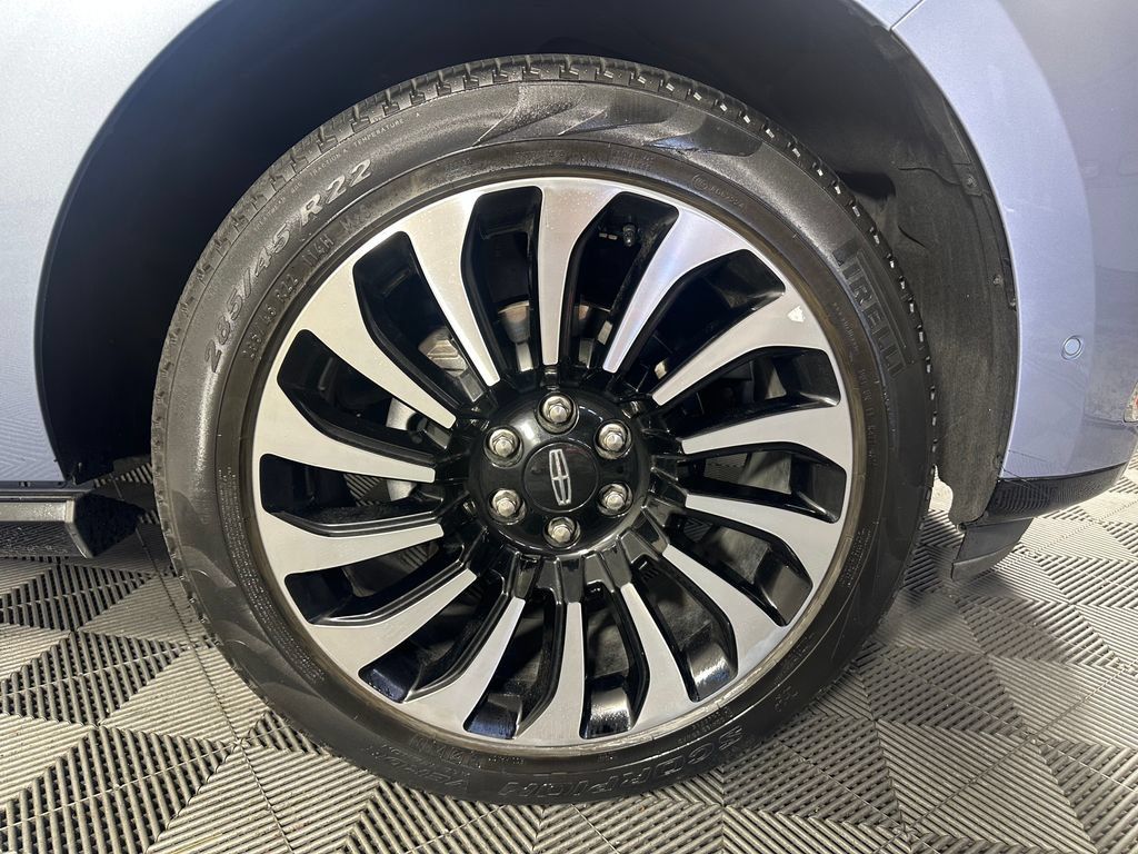 Used 2023 Lincoln Navigator Black Label AWD/4WD image 13
