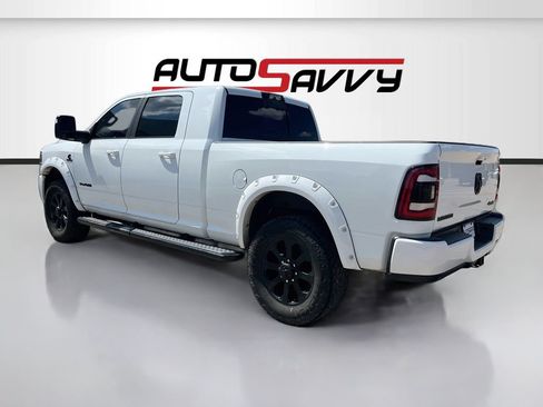 Used 2024 RAM 2500 Laramie w/ Night Edition AWD/4WD image 5