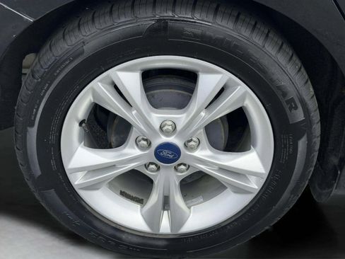 Used 2014 Ford Focus SE FWD image 31