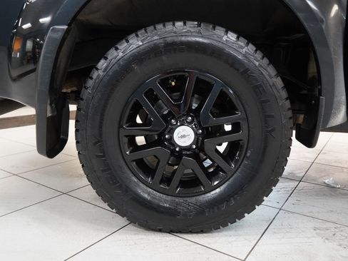 Used 2021 Nissan Frontier SV w/ SV Utility Package AWD/4WD image 28