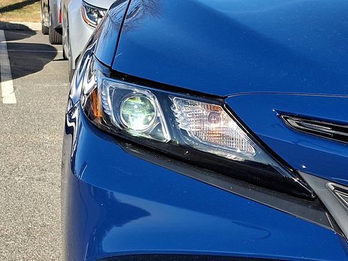 Certified 2023 Toyota Camry SE image 9