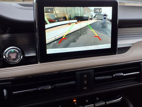 Certified 2022 Lincoln Corsair AWD w/ Premium Package image 25