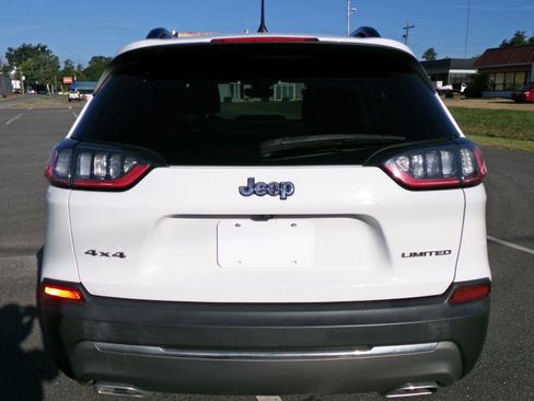 Used 2022 Jeep Cherokee Limited AWD/4WD image 5