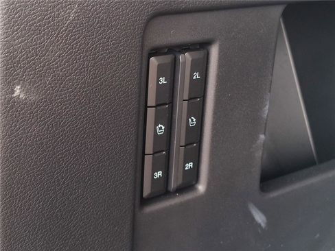 Used 2024 Ford Expedition Platinum image 8