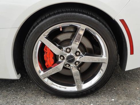 Used 2015 Chevrolet Corvette Stingray Coupe w/ 2LT Preferred Equipment Group RWD image 12